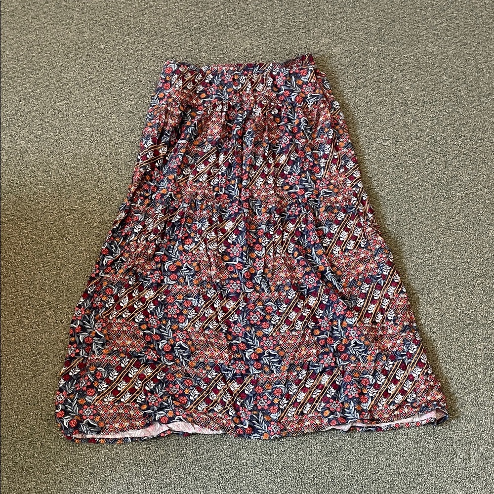 Floral Patterned Maxi Skirt